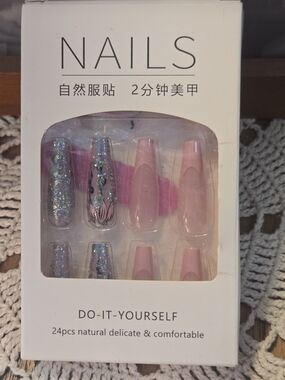 Press-On Nail Set — Pink & Iridescent Glitter
